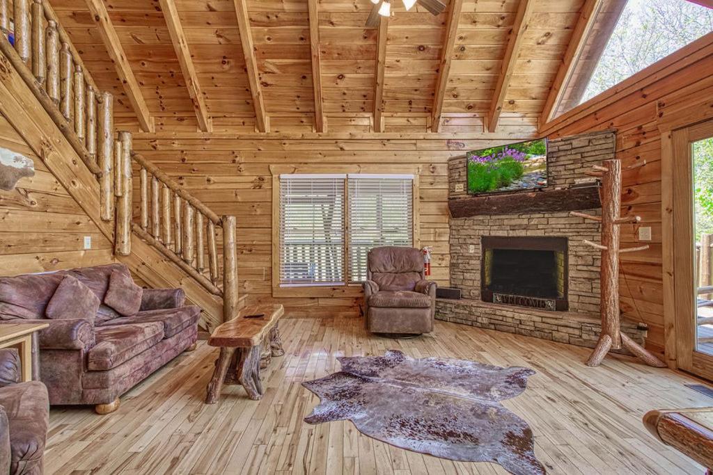 Heavenly Bear, Hot Tub, 1089 Of Free Attraction Tickets For Each Paid Day, Dollywood And More Sevierville Exterior foto