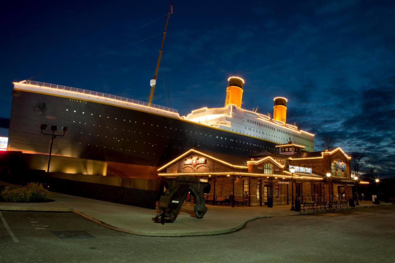 Heavenly Bear, Hot Tub, 1089 Of Free Attraction Tickets For Each Paid Day, Dollywood And More Sevierville Exterior foto